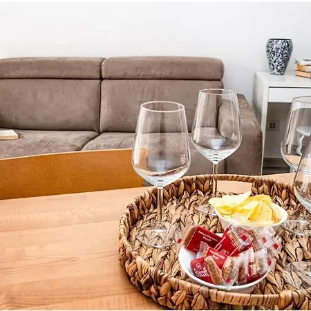 5 Minuti Dalla Spiaggia Elegante Apartamento *