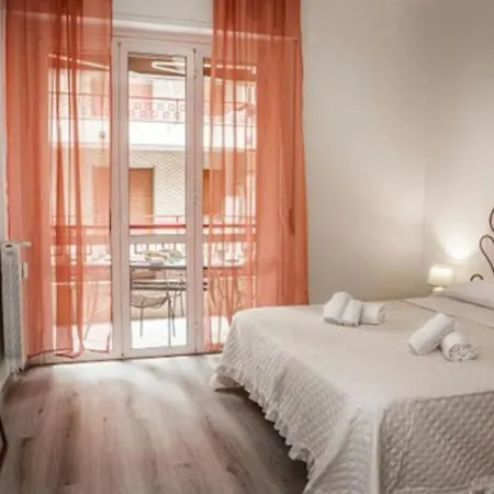 5 Minuti Dalla Spiaggia Elegante Lägenhet